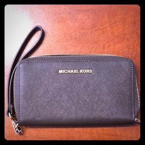 Michael Kors Clutch